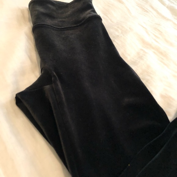 SPANX Velvet Leggings size XS - Picture 8 of 8